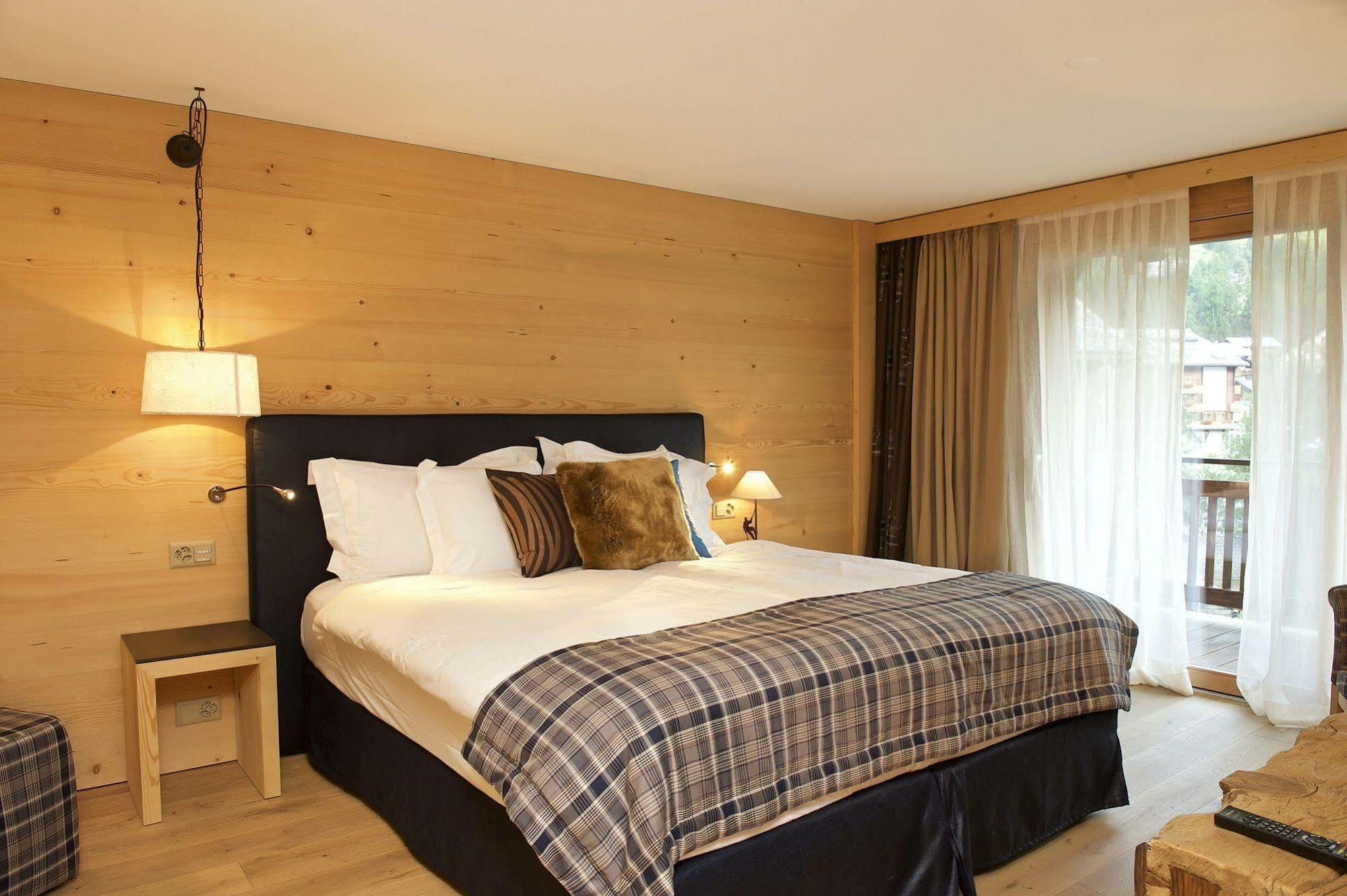 Matterhorn Hotel&appartements 4* Zermatt